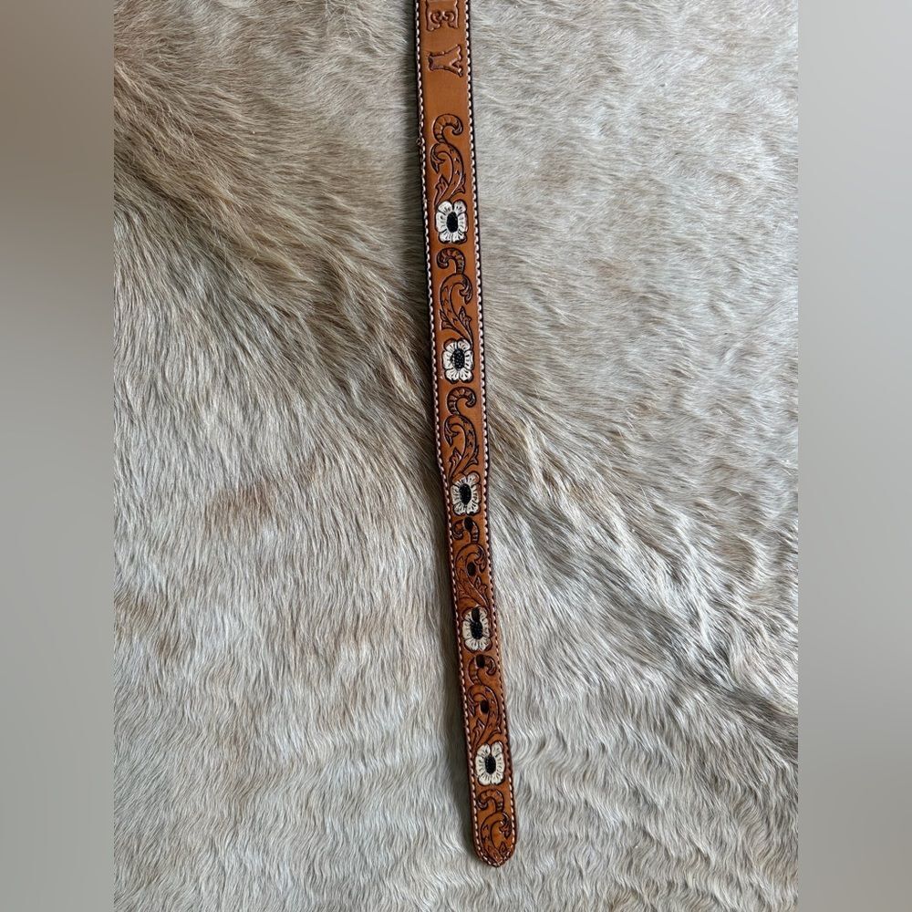 Vintage “Shirley” Hand Tooled Leather Western Belt Floral Size 30 - Picture 4 of 15